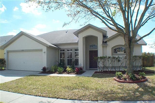1/3 acre corner lot