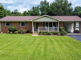 151 Summit Dr, Paducah, KY 42003