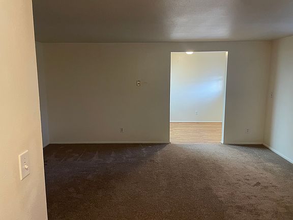 4th image of 1637 N Avalon Dr #4