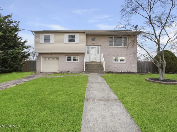 546 George Rd, Toms River, NJ 08753