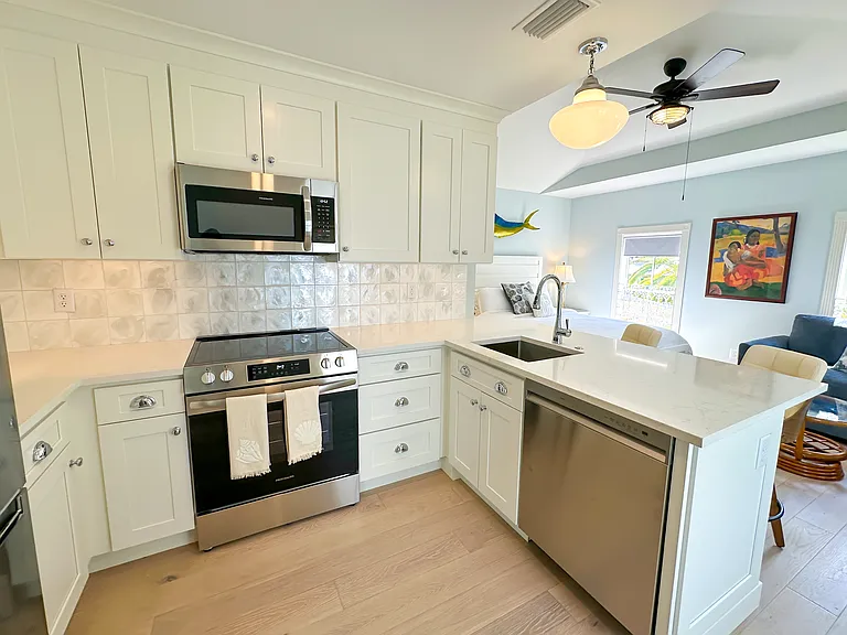 614 Beech St — Photo 5