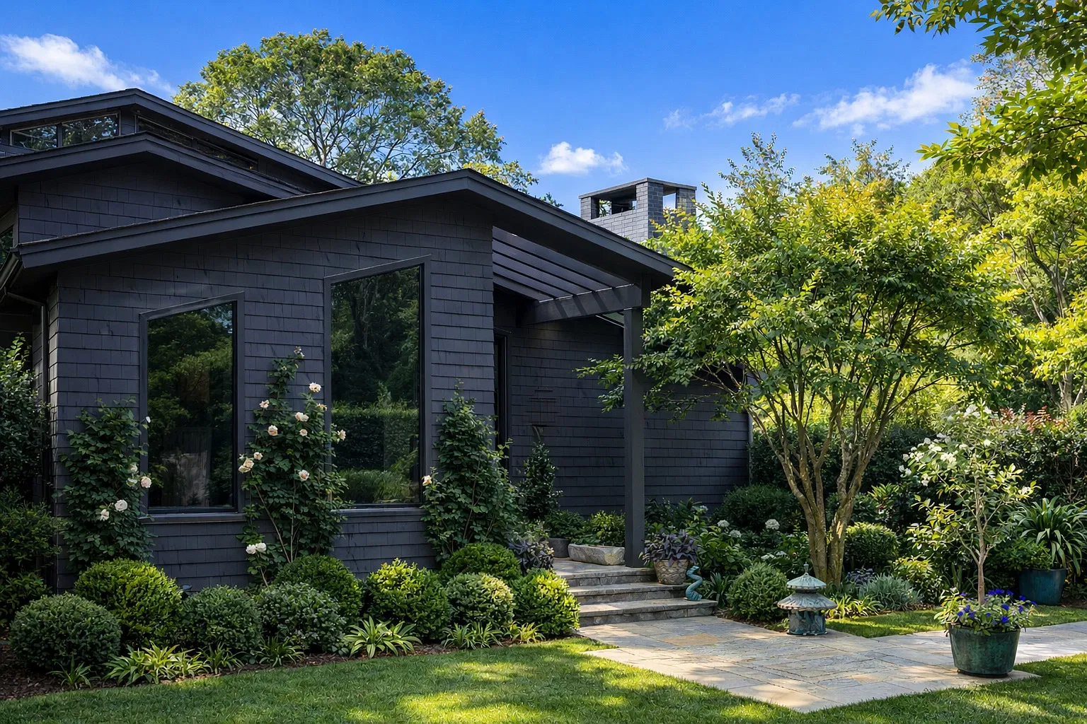 Brand New | Designers Own in East Hampton South — Photo 3