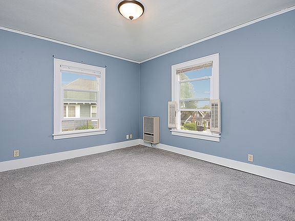 5th image of 118 Boston St APT D