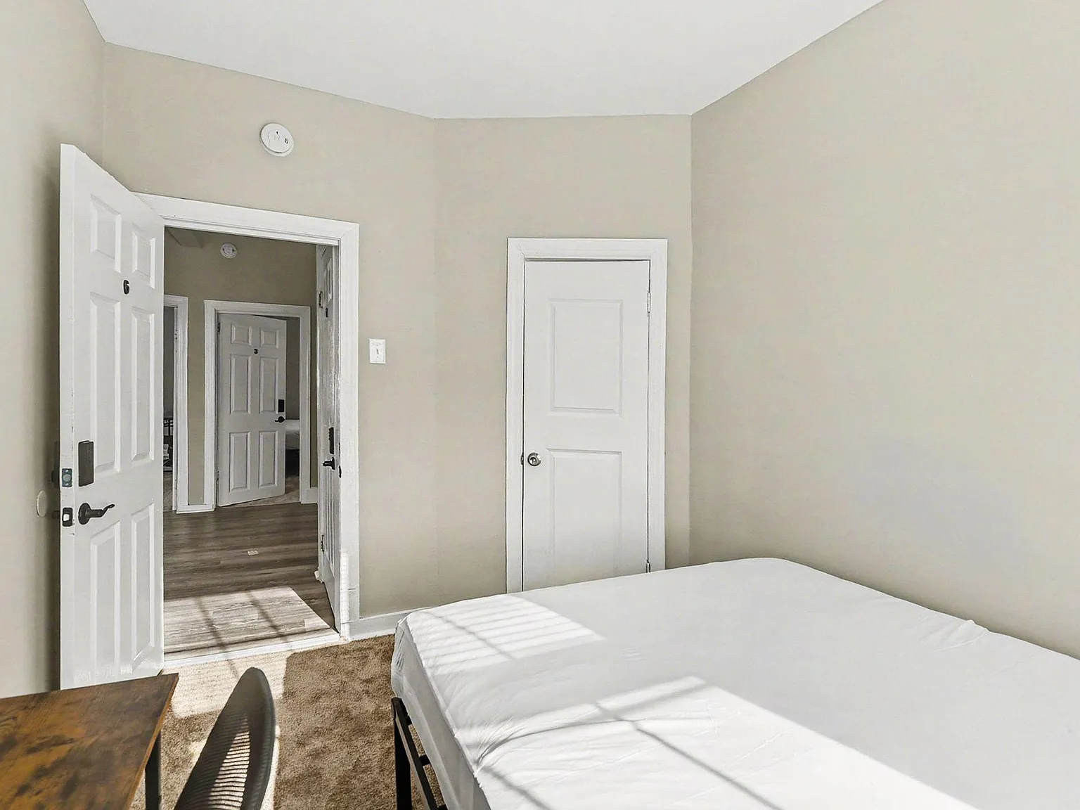 4 bed, 2.0 bath, 1554 sqft, $728 — Photo 4