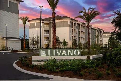 Livano Wildwood Photo 1