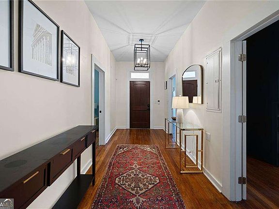 3rd image of 148 Vannoy St SE