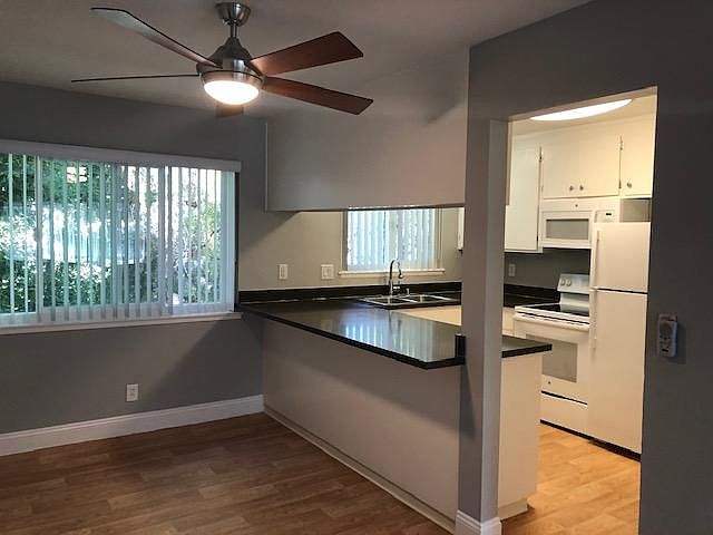1st image of 786 Reseda Dr APT 16