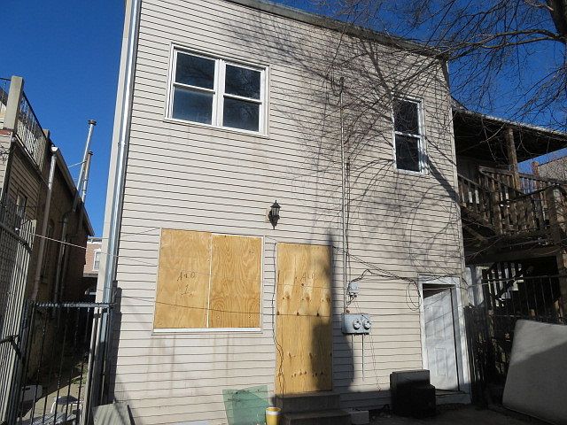 2nd image of 2421 W Lexington St