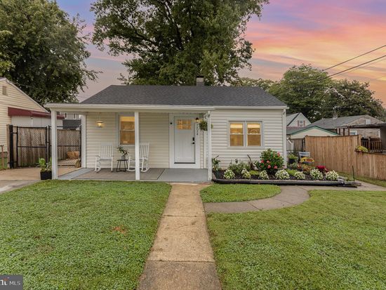 1734 Glen Curtis Rd, Essex, MD 21221