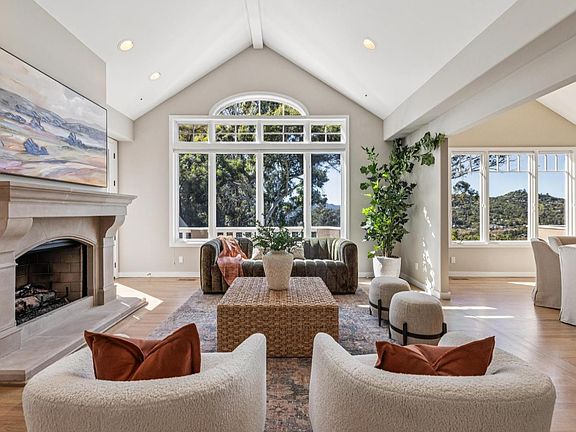 4th image of 99 Deer Park Avenue