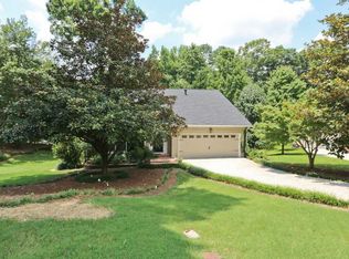 1212 Club Walk Dr, Atlanta, GA 30319