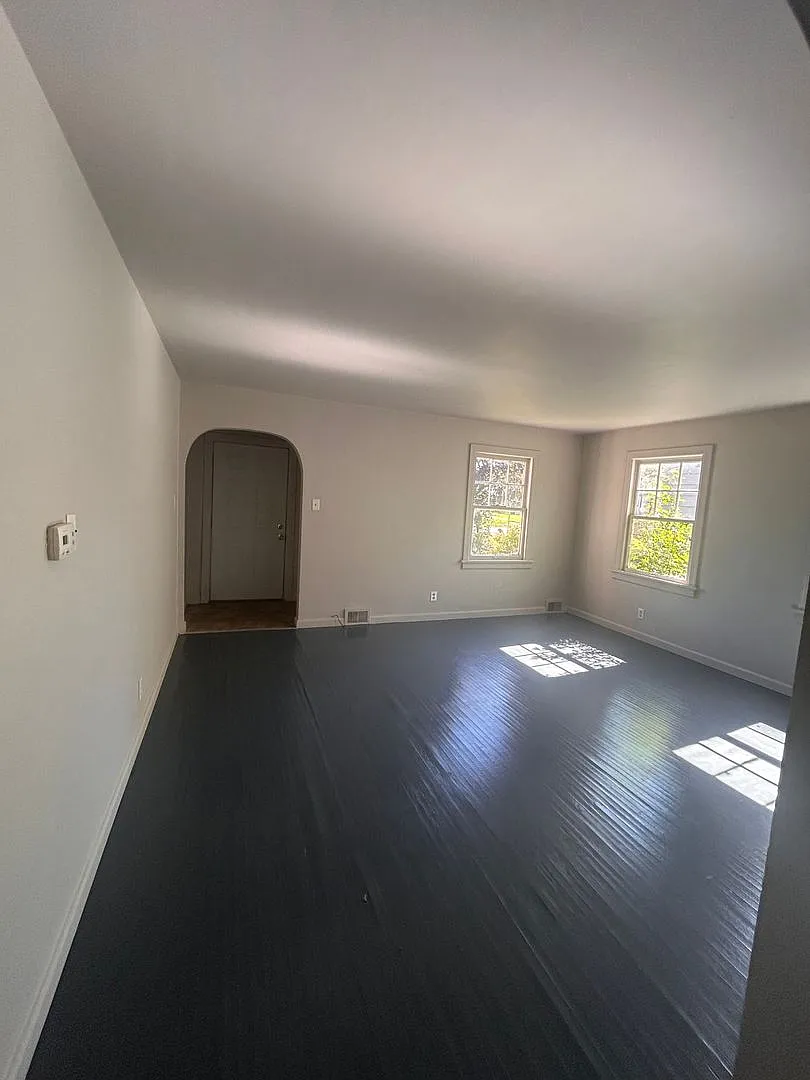 4026 Weisser Park Ave. — Photo 2