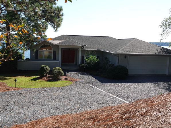 102 Barnes Point