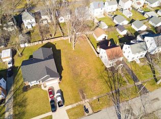 118 Columbia Ave, Elyria, OH 44035