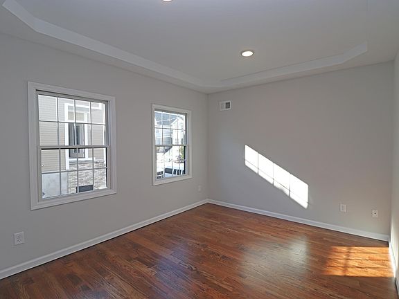 MASTER BEDROOM WITH INLAY CEILINGS