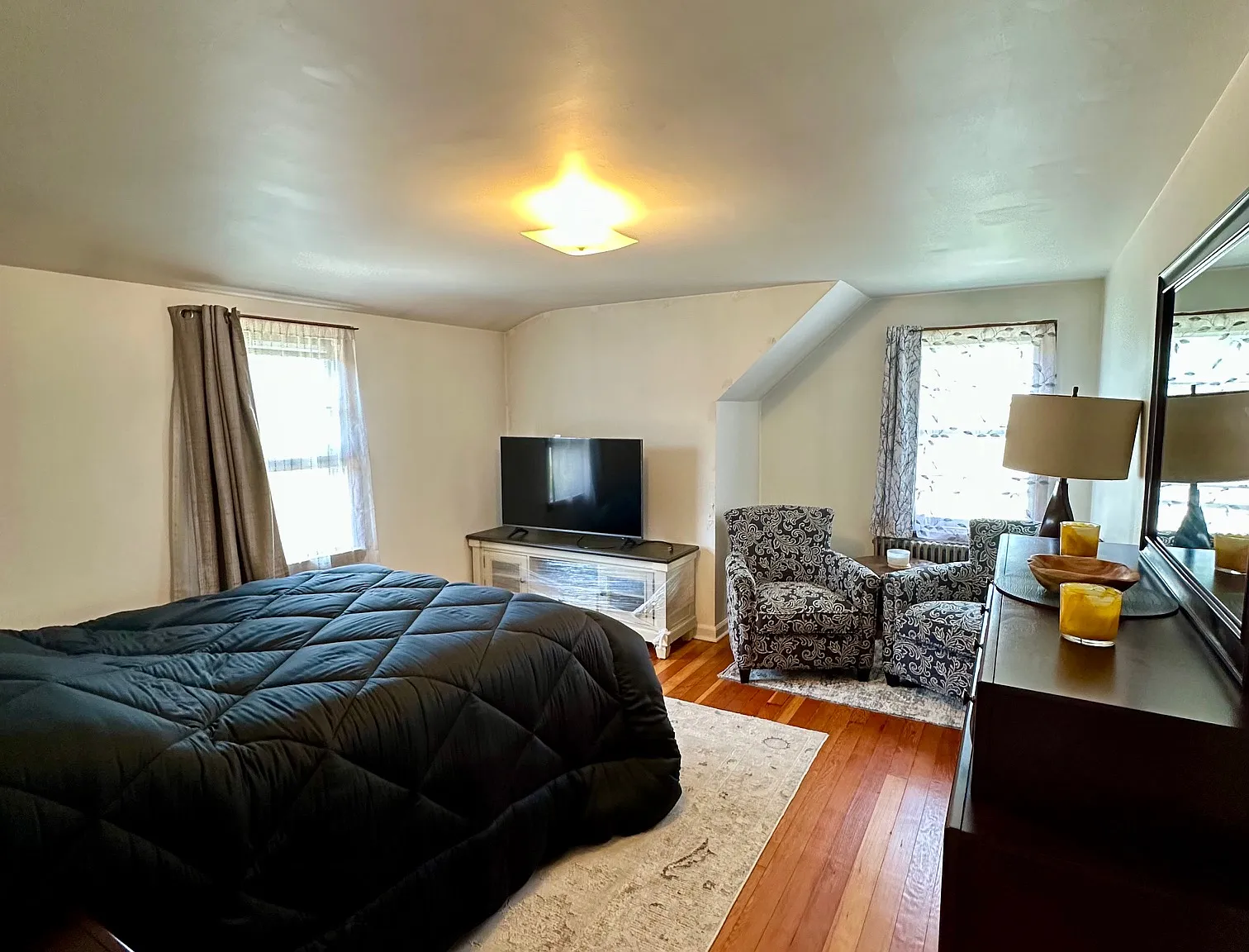 2 bed, $2,200 — Photo 4