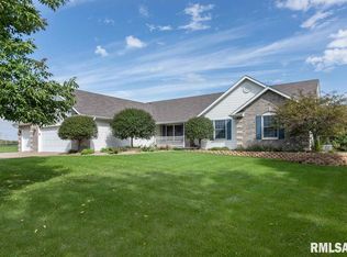 12399 71st Ave, Blue Grass, IA