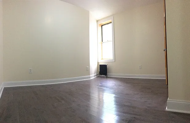 Rented by BRICK & GALO REALTY CORP | media 30