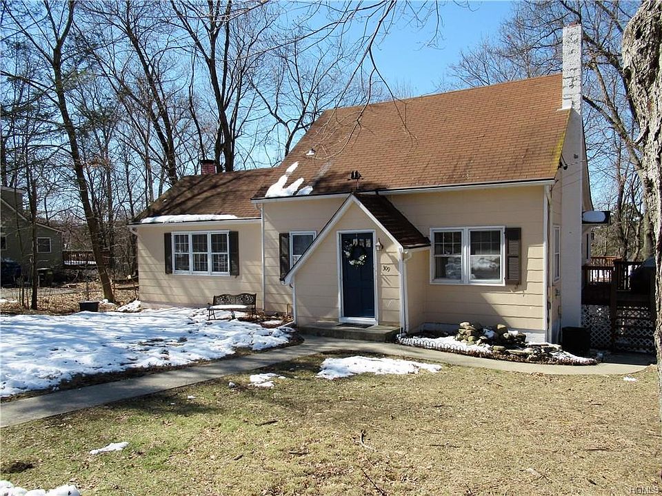 1st image of 309 Oak Dr