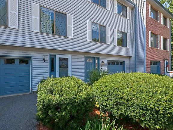 3rd image of 22 Vanden Road