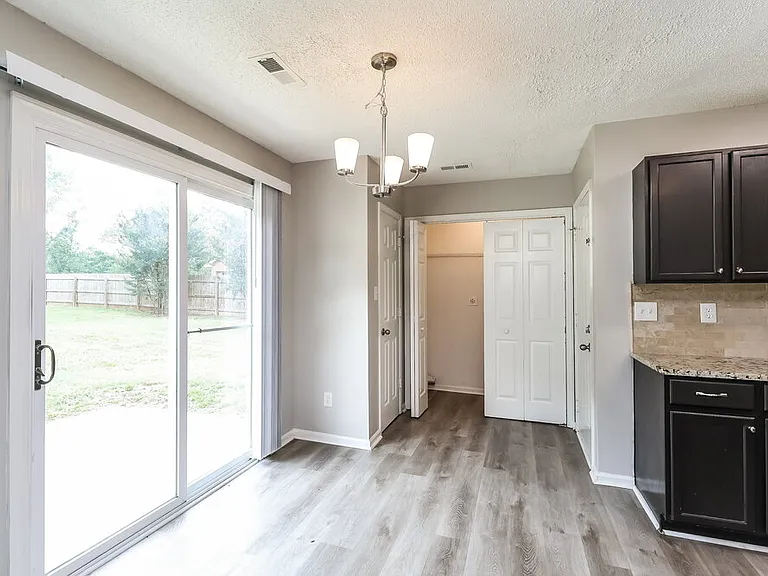 2909 Dairywood Ln — Photo 8