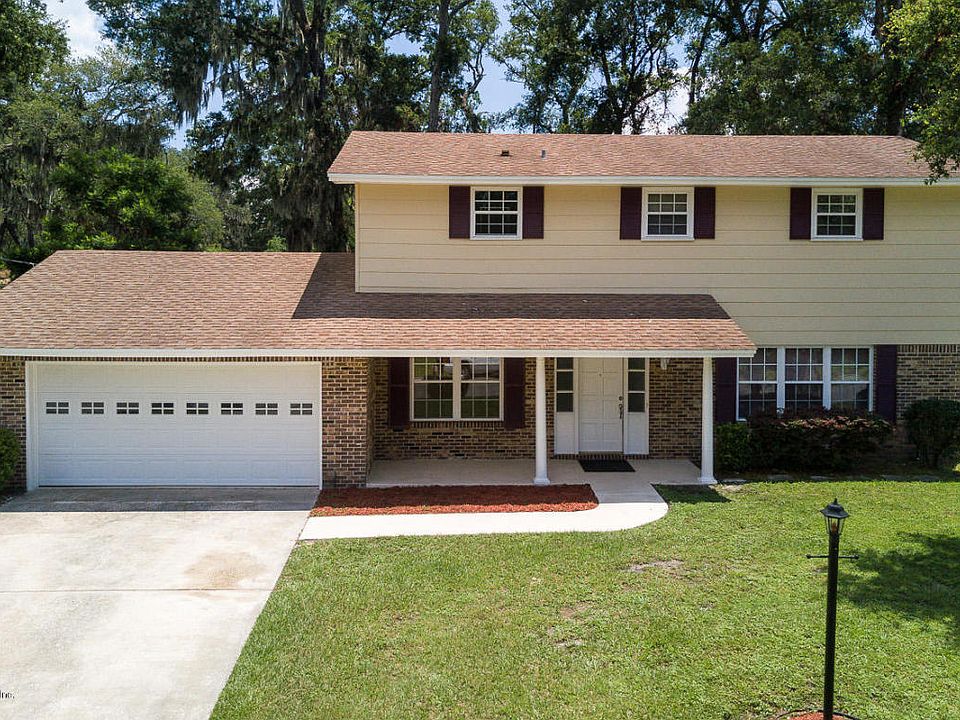 1st image of 2835 River Oak Dr