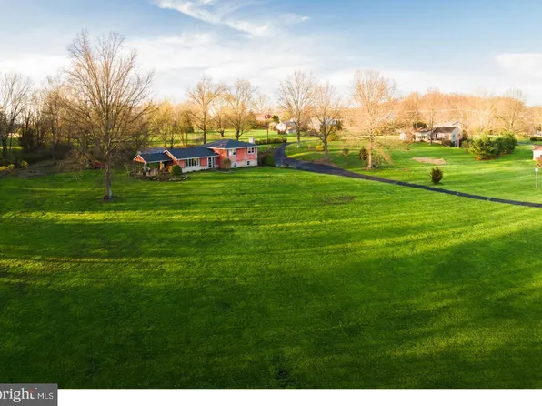 1960 Allentown Rd, Quakertown, PA 18951