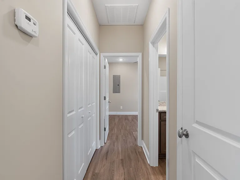 4016 Belcourt Dr — Photo 5