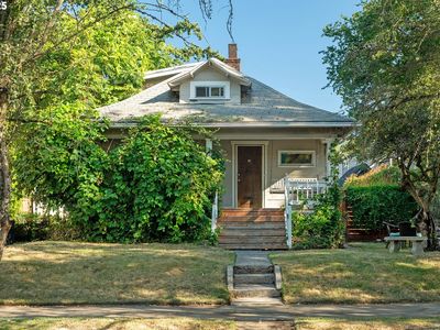 3755 SE Lincoln St, Portland, OR, 97214