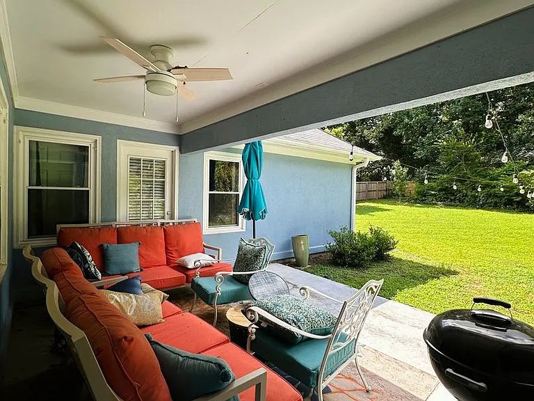 103 Meadow Creek Dr — Photo 48