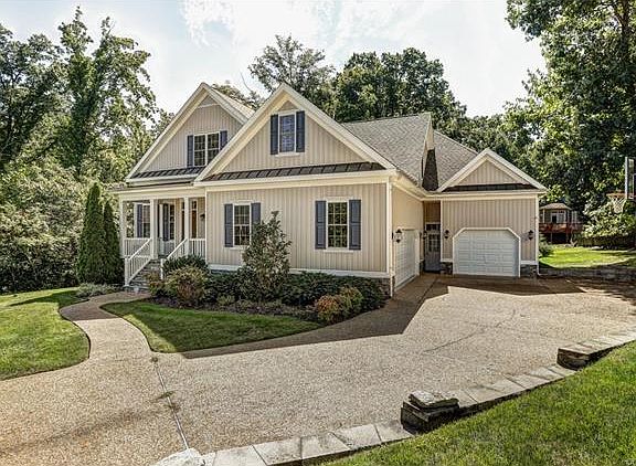 2nd image of 5501 Woodburn Ct