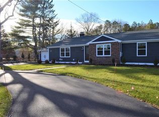 62 Reservoir Rd, Coventry, RI 02816