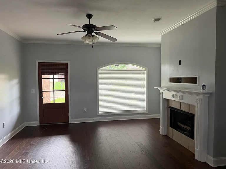 716 Hartwood Cv — Photo 20