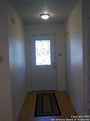 3rd image of 8318 WILLOW CREEK ST
