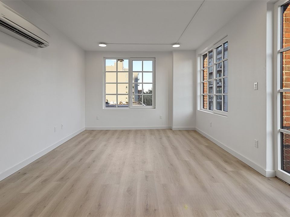 1st image of 68 Gold St #6E