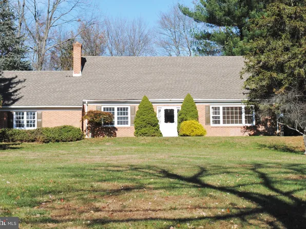 131 Heyburn Rd, Chadds Ford, PA 19317