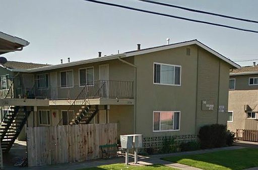 5th image of 1724 Virginia Ave APT 4