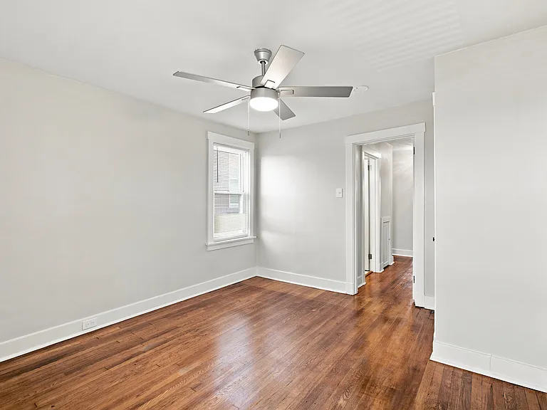 1131 Wisconsin Ave — Photo 15