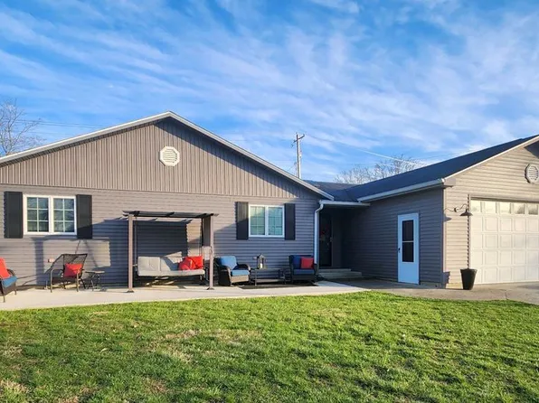 204 Elizabeth Ln, Waverly, OH 45690