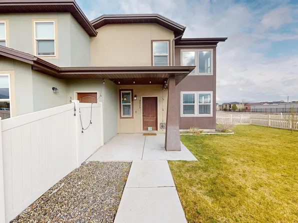 3625 Autumn Colors Dr, Elko, NV 89801