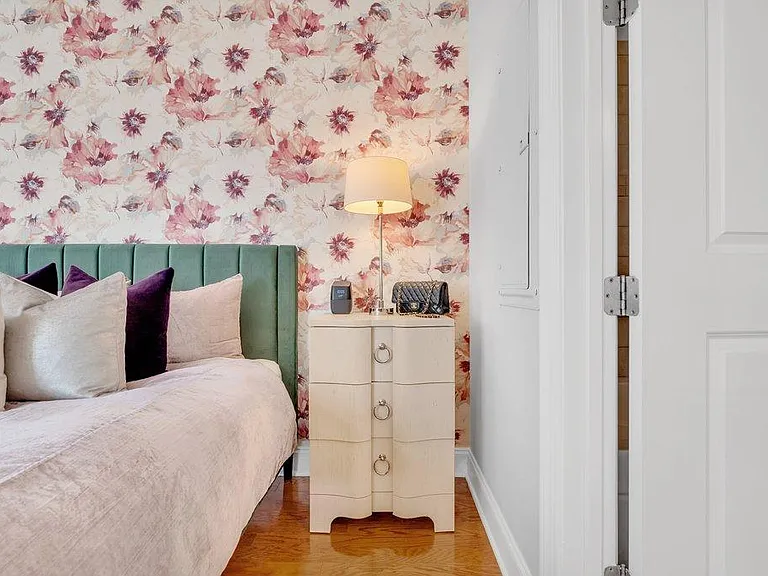 230 Tryon St #1104 — Photo 14
