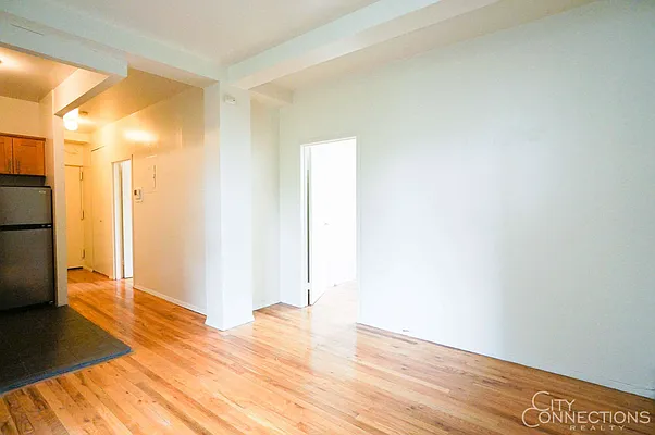 Rented by City Connections Realty | media 23