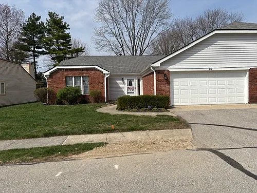 88 Dominion Dr Photo 1