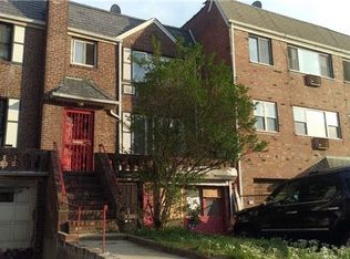13428 Blossom Ave, Flushing, NY 11355
