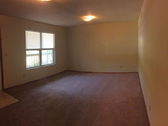 3rd image of 9557 18th Bay St APT 11