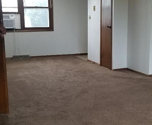 2nd image of 3378 Foothill Rd
