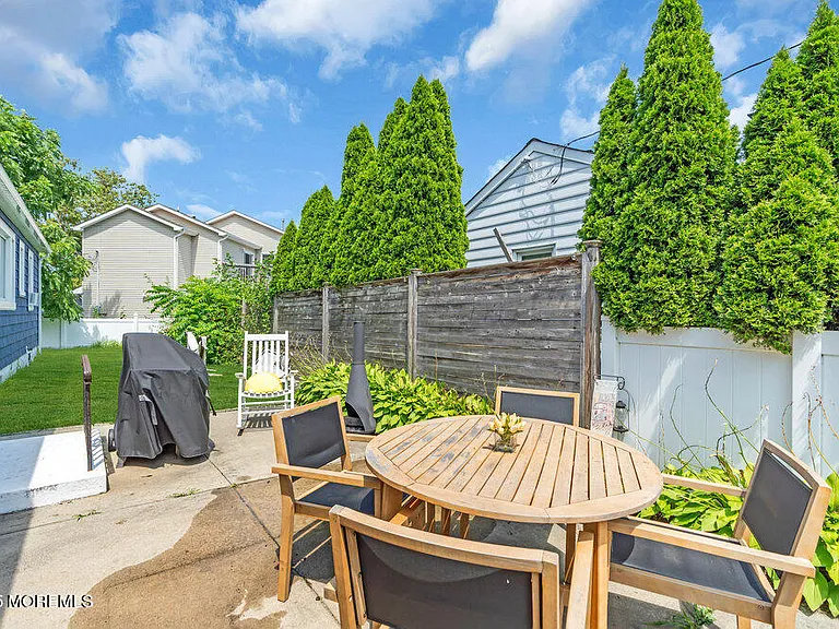 99 River Ct — Photo 5