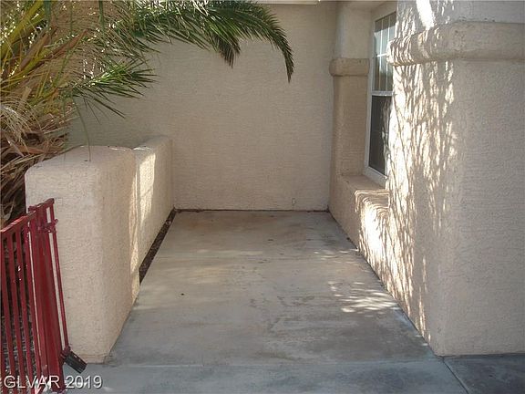 3rd image of 8916 Big Plantation Ave