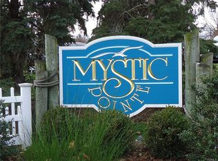 15 Pond View Ln, Ossining, NY 10562