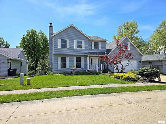 2nd image of 1209 Emerald Woods Ct